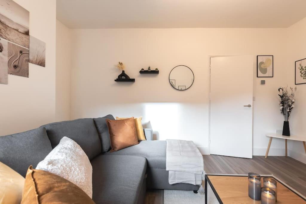 Beautiful 4 Bedroom House Reading Esterno foto