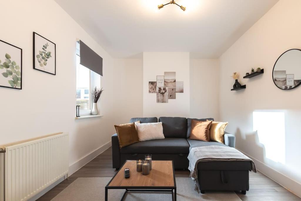 Beautiful 4 Bedroom House Reading Esterno foto